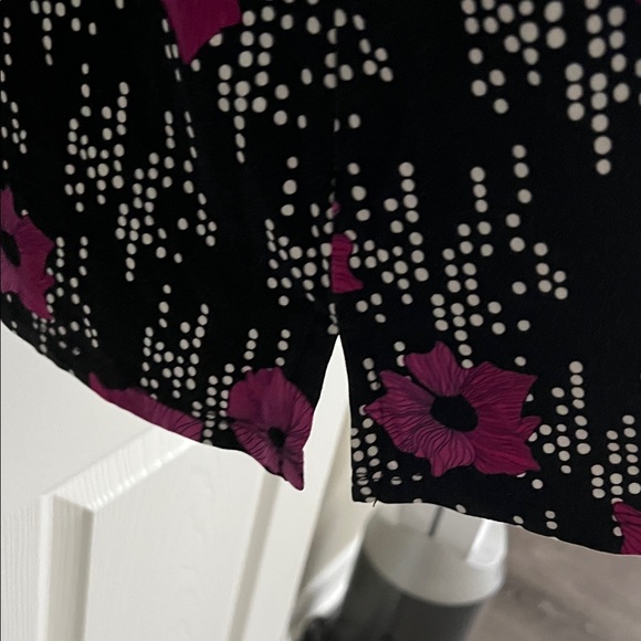 Fighting Eel Floral Black and Purple Sleeveless Dress - Picture 6 of 8